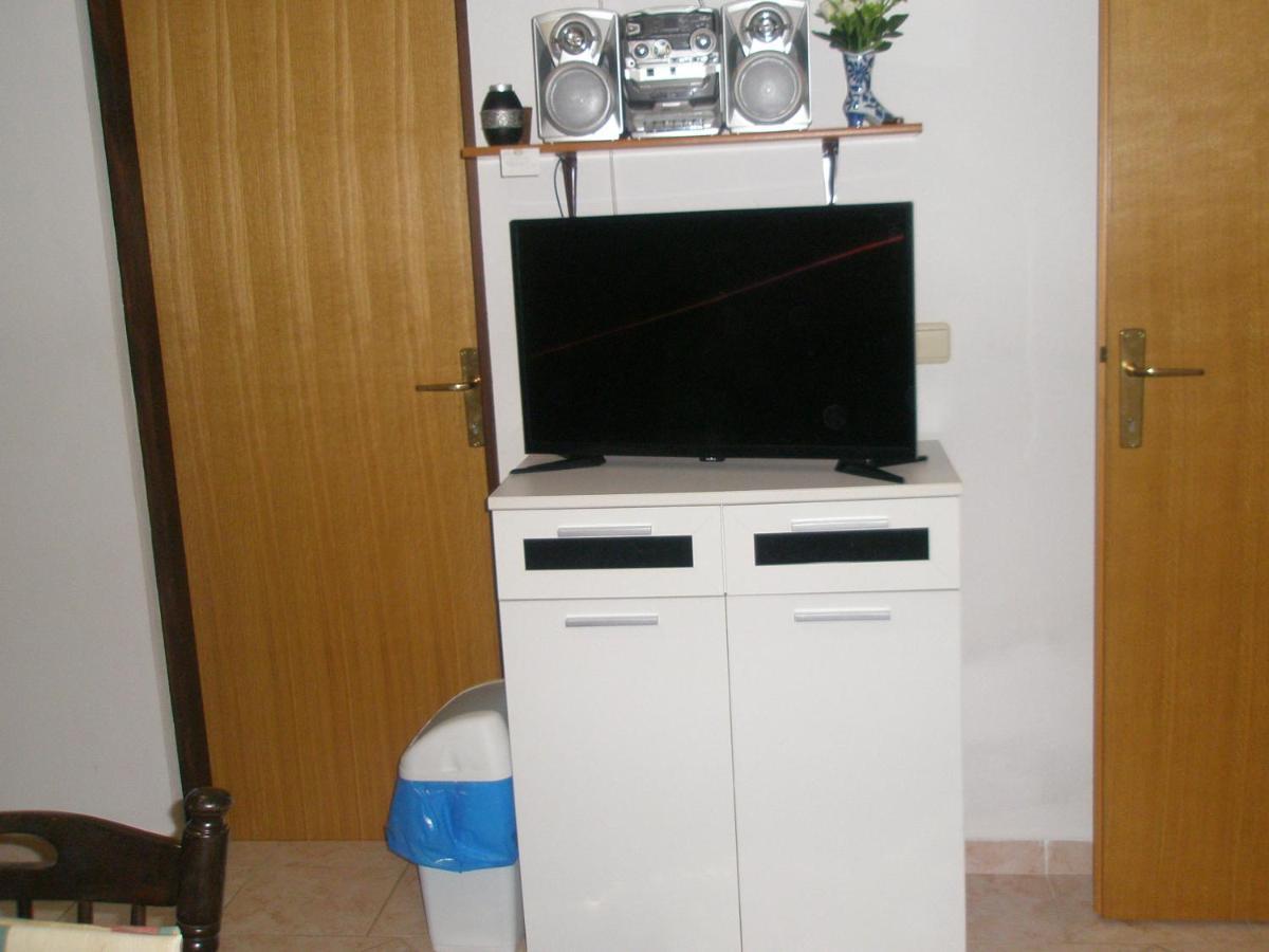 Ivan Apartman *
